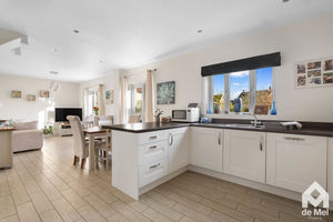 Photo 18- click for photo gallery